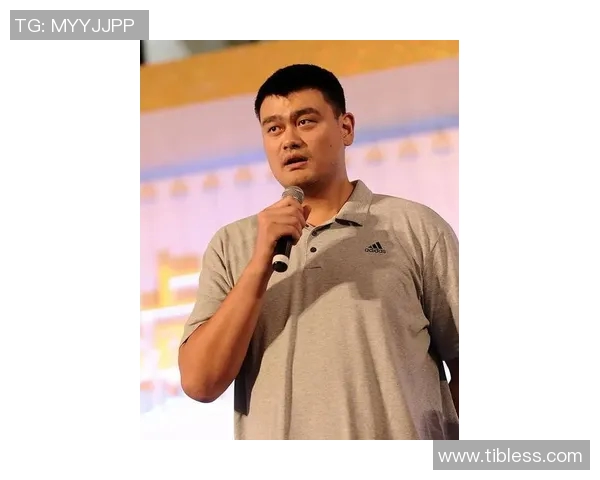 姚明近期瘦身成功面容焕然一新引发网友热议与关注